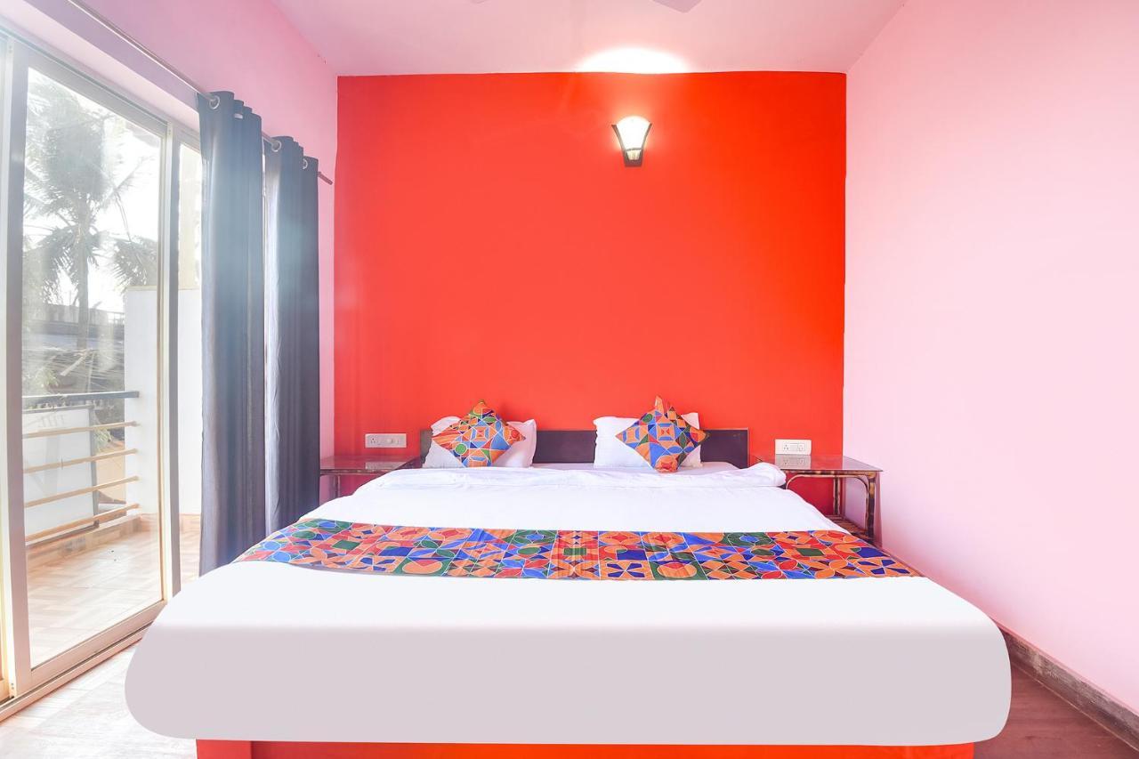 Fabexpress The Voyage Hotel Morjim Luaran gambar