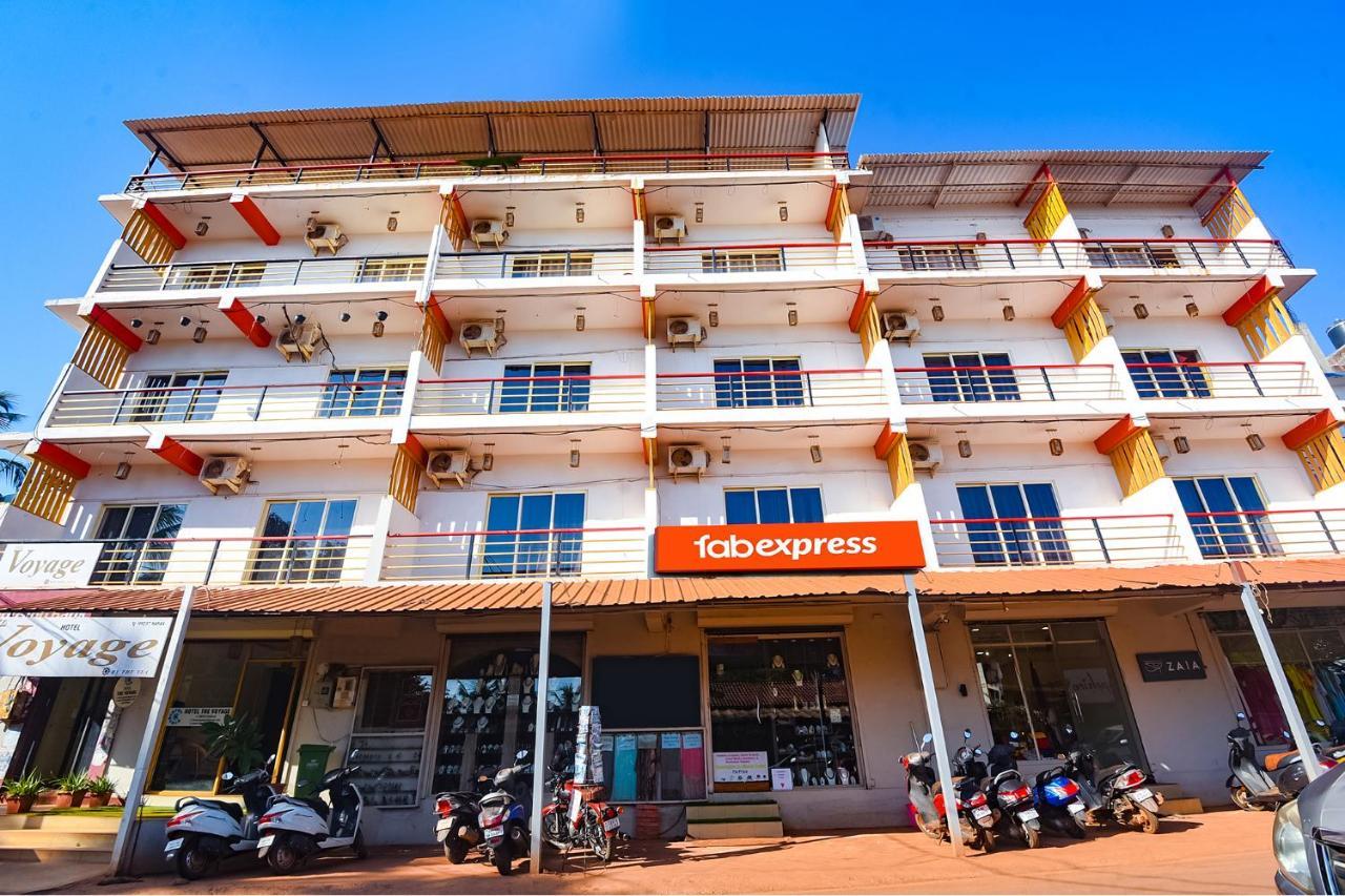 Fabexpress The Voyage Hotel Morjim Luaran gambar